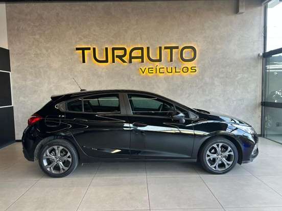 CHEVROLET-CRUZE-2018