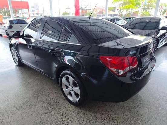CHEVROLET-CRUZE-2013