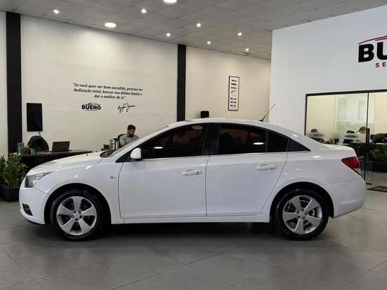 CHEVROLET-CRUZE-2012