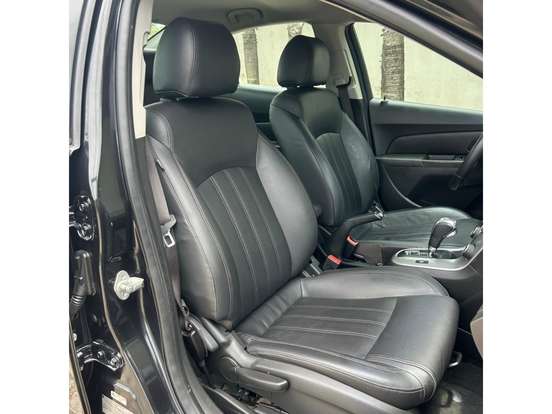 CHEVROLET-CRUZE-2013
