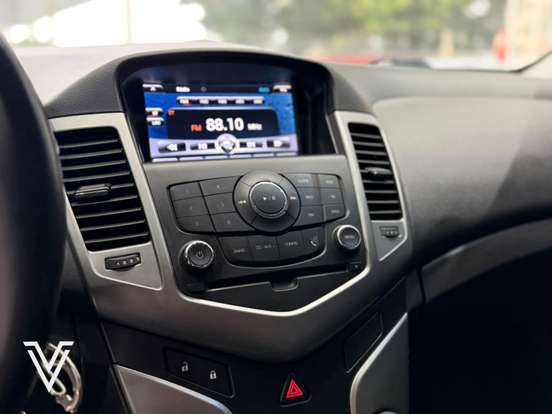 CHEVROLET-CRUZE-2013