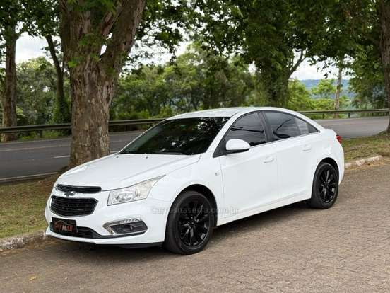 CHEVROLET-CRUZE-2015