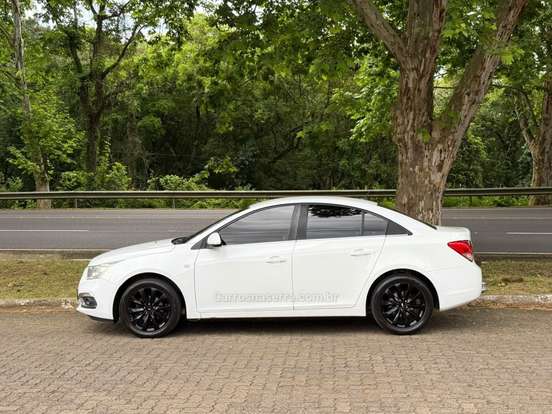 CHEVROLET-CRUZE-2015