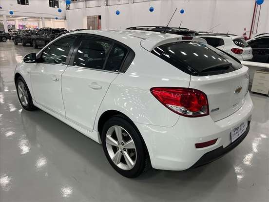 CHEVROLET-CRUZE-2015