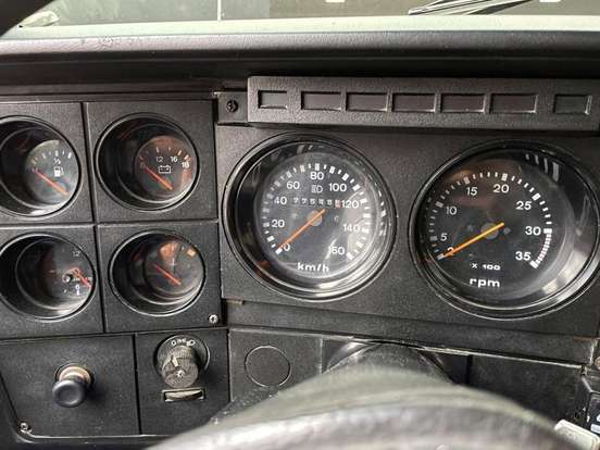 CHEVROLET-D20-1991
