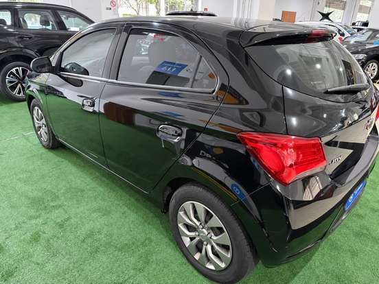CHEVROLET-JOY-2020