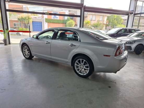 CHEVROLET-MALIBU-2010
