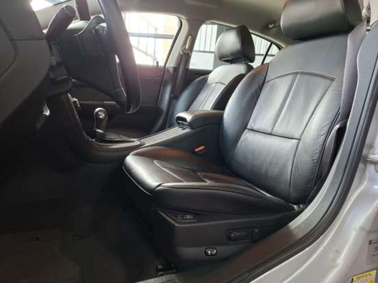 CHEVROLET-MALIBU-2.4 LTZ GASOLINA 4P AUTOMÁTICO CHEVROLET-MALIBU-2010