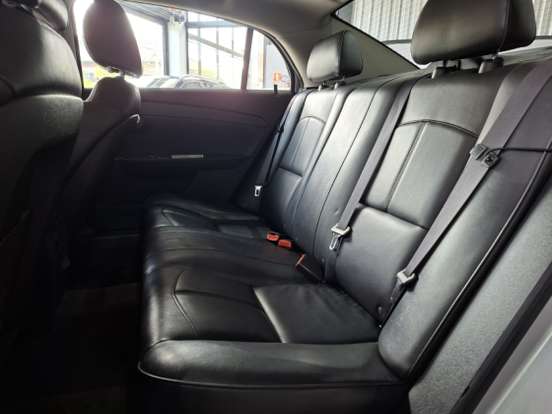 CHEVROLET-MALIBU-2010