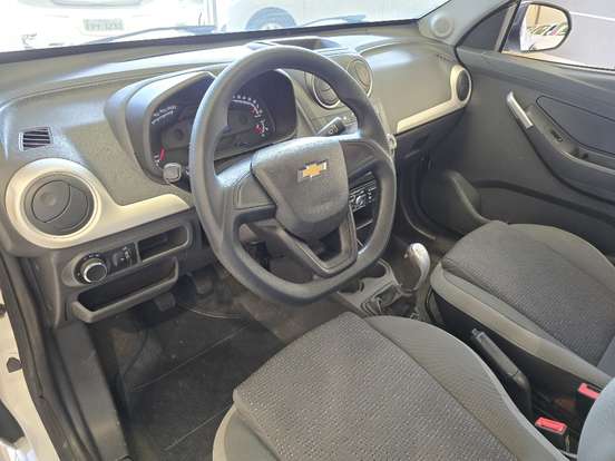 CHEVROLET-MONTANA-2017
