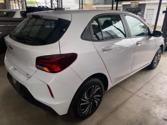CHEVROLET-ONIX-2024