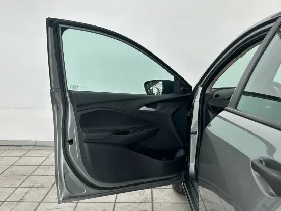 CHEVROLET-ONIX-2023