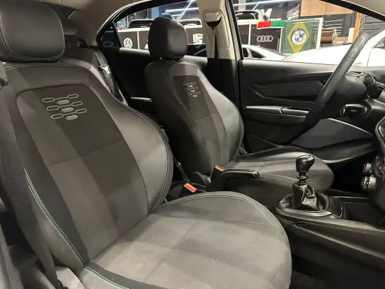CHEVROLET-ONIX-2021