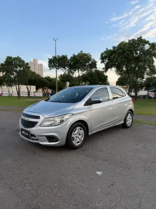 CHEVROLET-ONIX-2017