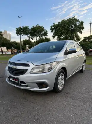 CHEVROLET-ONIX-2017