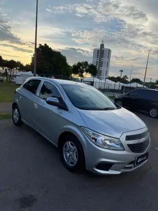 CHEVROLET-ONIX-2017