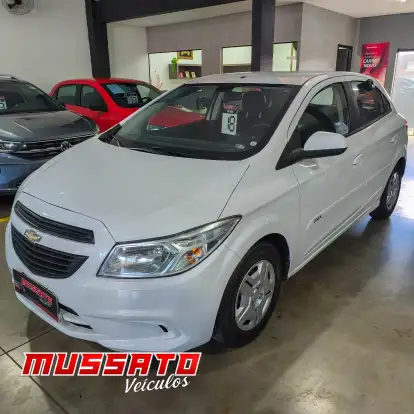 CHEVROLET-ONIX-2018