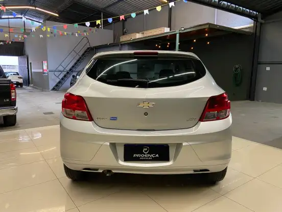 CHEVROLET-ONIX-1.0 MPFI JOY 8V FLEX 4P MANUAL CHEVROLET-ONIX-2017