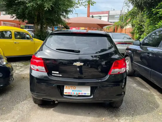 CHEVROLET-ONIX-2016