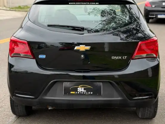 CHEVROLET-ONIX-1.0 MPFI LT 8V FLEX 4P MANUAL CHEVROLET-ONIX-2017