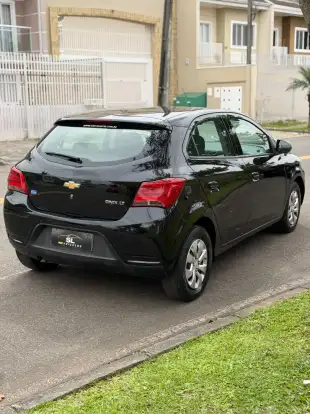 CHEVROLET-ONIX-2017