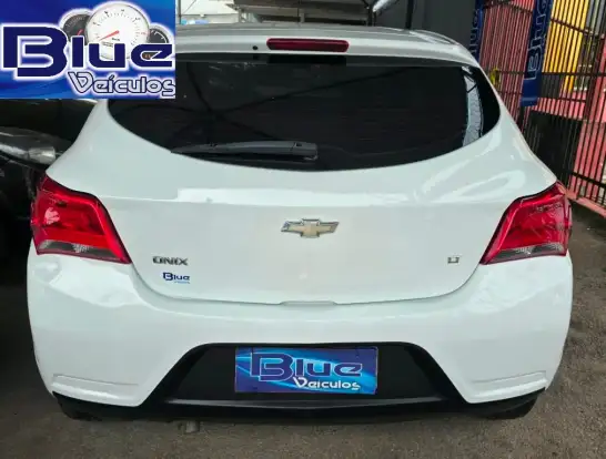 CHEVROLET-ONIX-1.0 MPFI LT 8V FLEX 4P MANUAL CHEVROLET-ONIX-2019