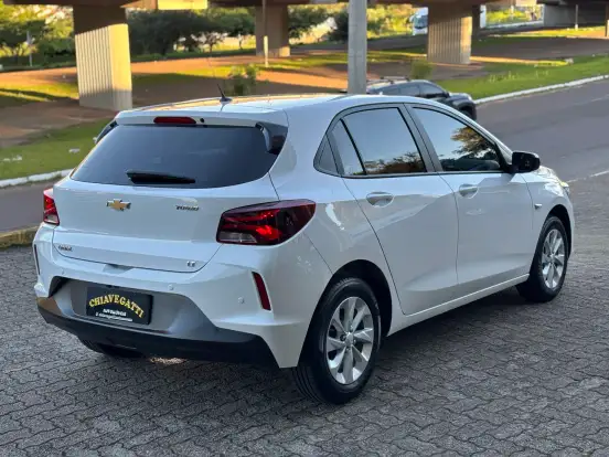 CHEVROLET-ONIX-2021