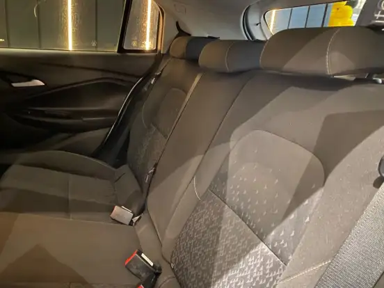 CHEVROLET-ONIX-2020