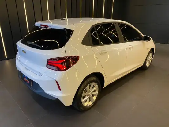 CHEVROLET-ONIX-2020