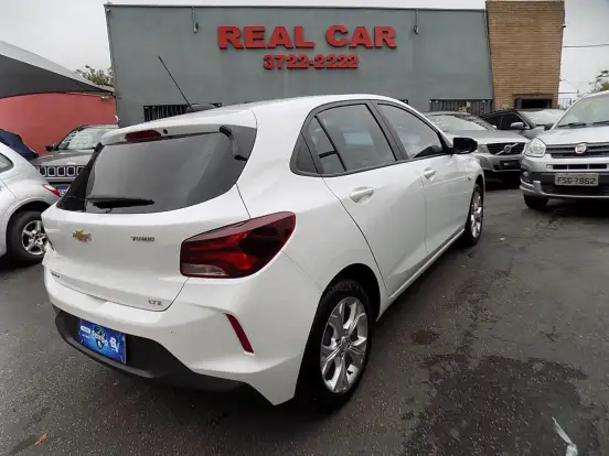 CHEVROLET-ONIX-2022
