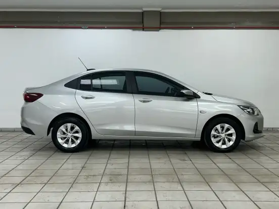 CHEVROLET-ONIX-2022