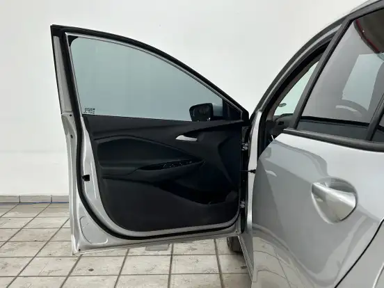 CHEVROLET-ONIX-2022