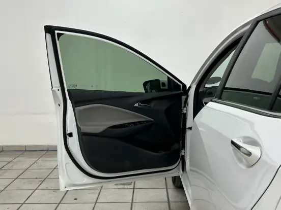 CHEVROLET-ONIX-2024