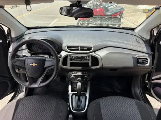 CHEVROLET-ONIX-2018