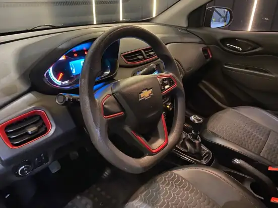 CHEVROLET-ONIX-2017