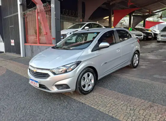 CHEVROLET-ONIX-2019
