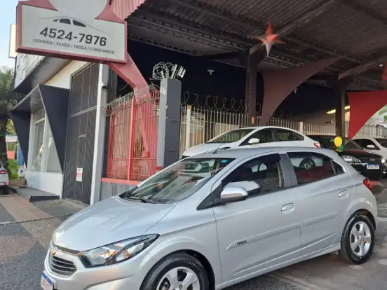 CHEVROLET-ONIX-1.4 MPFI LT 8V FLEX 4P AUTOMÁTICO CHEVROLET-ONIX-2019
