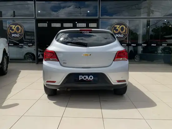 CHEVROLET-ONIX-1.4 MPFI LT 8V FLEX 4P AUTOMÁTICO CHEVROLET-ONIX-2018