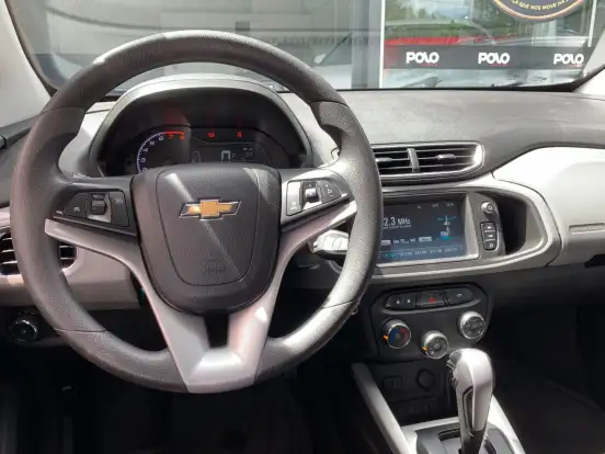 CHEVROLET-ONIX-2018