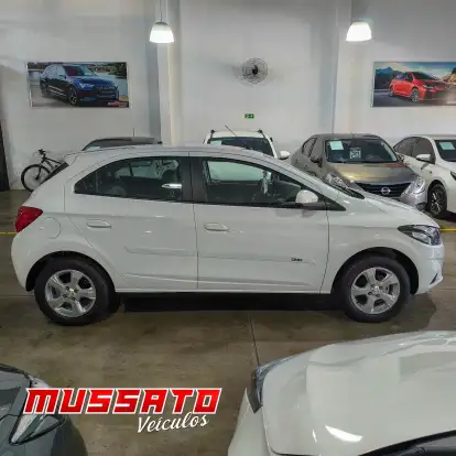 CHEVROLET-ONIX-2019