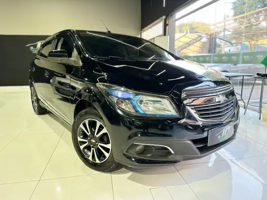 CHEVROLET-ONIX-1.4 MPFI LTZ 8V FLEX 4P AUTOMÁTICO CHEVROLET-ONIX-2014