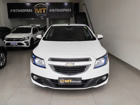 CHEVROLET-ONIX-1.4 MPFI LTZ 8V FLEX 4P AUTOMÁTICO CHEVROLET-ONIX-2015