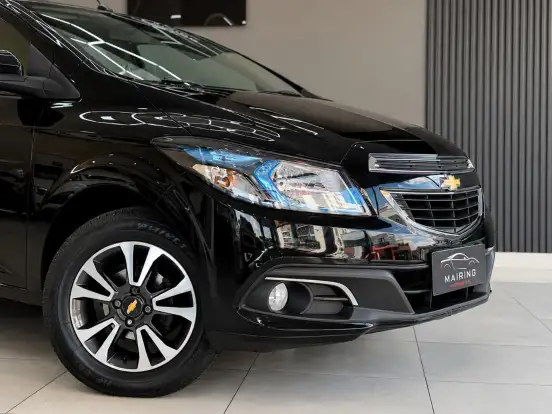 CHEVROLET-ONIX-2016