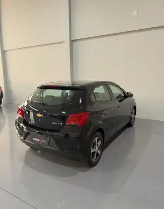 CHEVROLET-ONIX-2017