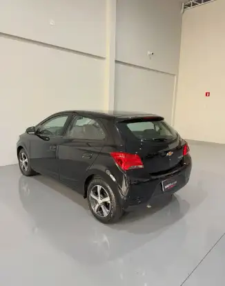 CHEVROLET-ONIX-2017