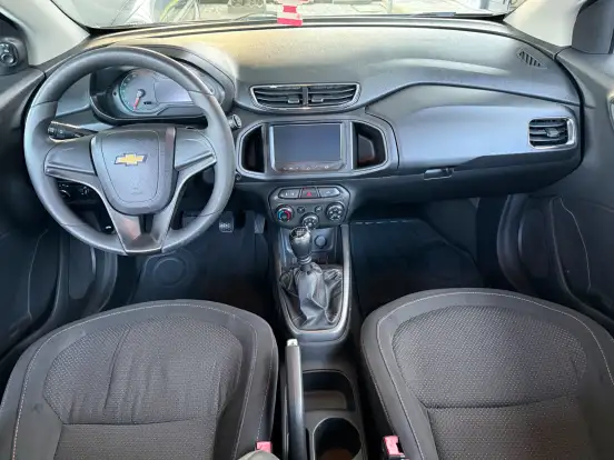 CHEVROLET-ONIX-2014