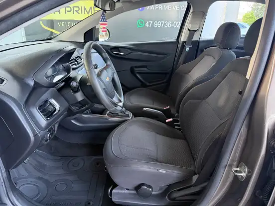 CHEVROLET-ONIX-2014