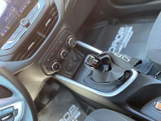 CHEVROLET-ONIX-2024