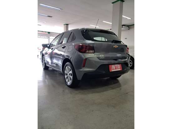 CHEVROLET-ONIX-2021