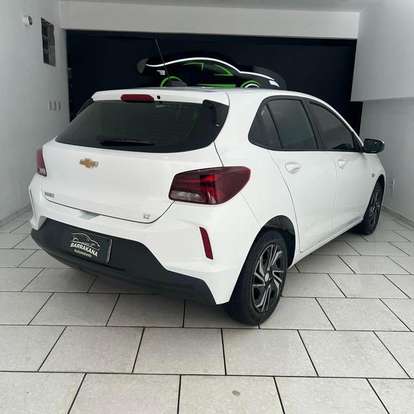CHEVROLET-ONIX-2024